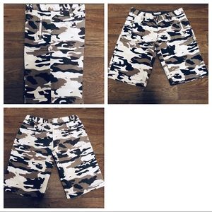 EUC Vans Whiskey Brown Camouflage Bermuda Shorts